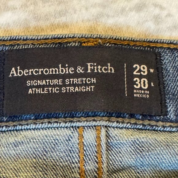 Abercrombie & Fitch Men's Signature Stretch Athletic Straight Jean - Picture 5 of 11